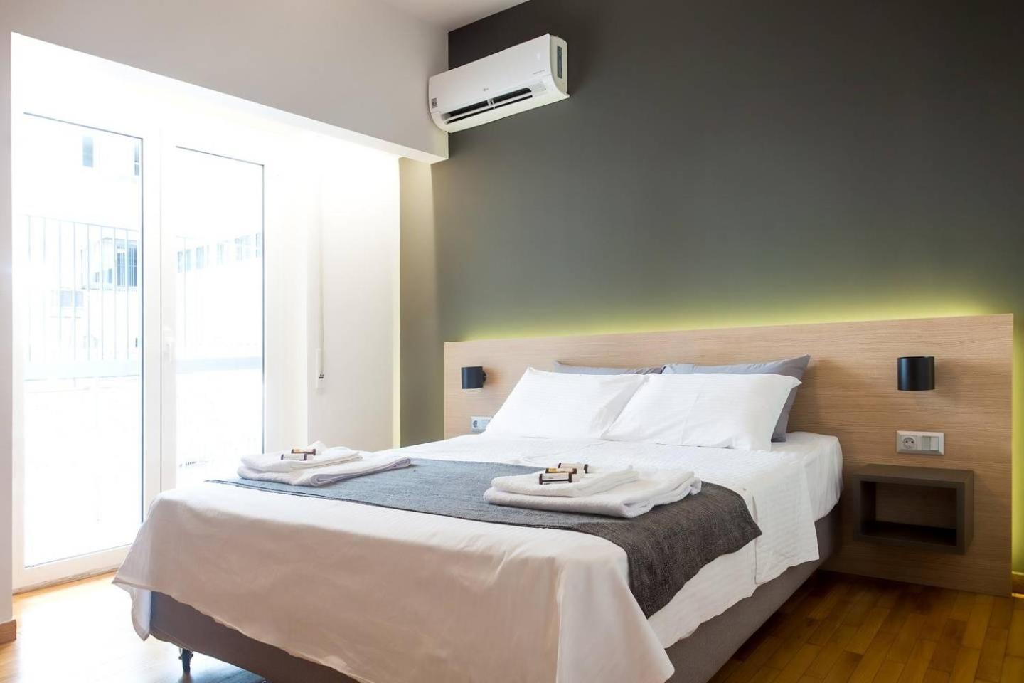Toni'S 2Bd Home In Centre, 15 Sec To Metro أثينا المظهر الخارجي الصورة